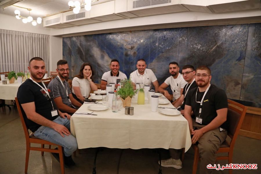 جمعية فرصة تخرج فوجها الخامس في مجال الهايتك بتخصص 